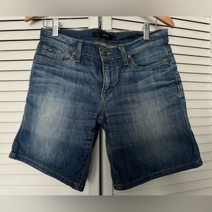 Joe’s denim Freya shorts size26